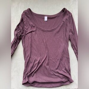 Womens medium athletic shirt